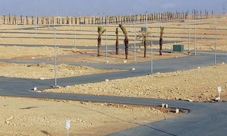 مصدر حكومي: ترشيح 4 مواقع في بغداد  لمبادرة الزيدي بتوزيع مليون قطعة ارض