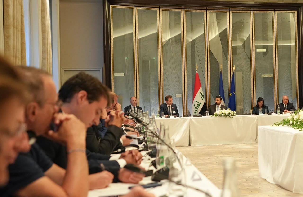 الزيدي يؤكد لرؤساء وممثلي كبريات الشركات الفرنسية أن العراق ينظر لفرنسا كشريك موثوق